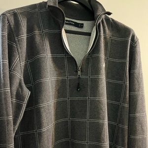 Nautica brand, half zip, pull over shirt in gray. Size medium